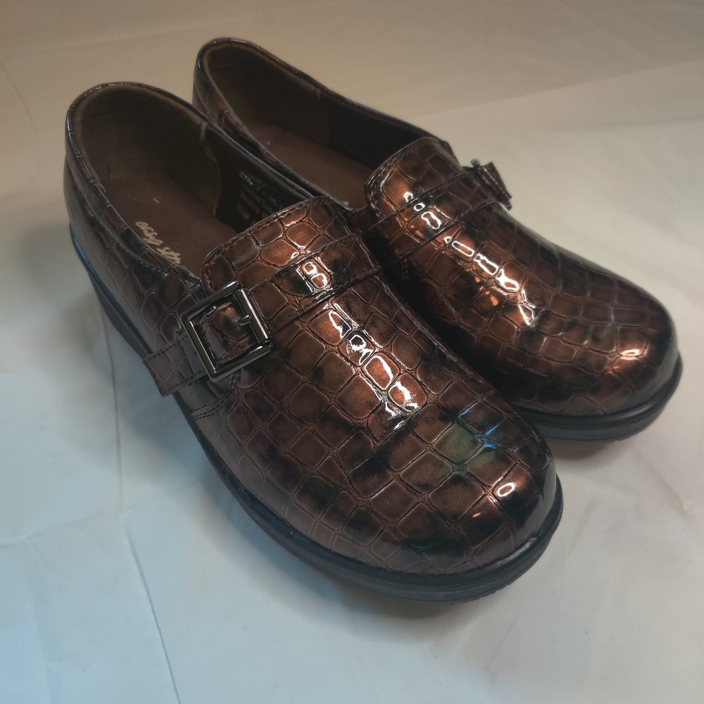 Easy Street Women's Clog Loafer Size 8 Rain/Water Resistant